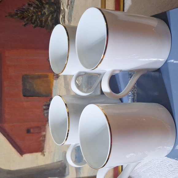 AVON SET OF 4 GIFT COLLECTION tea mugs - Picture 5 of 10